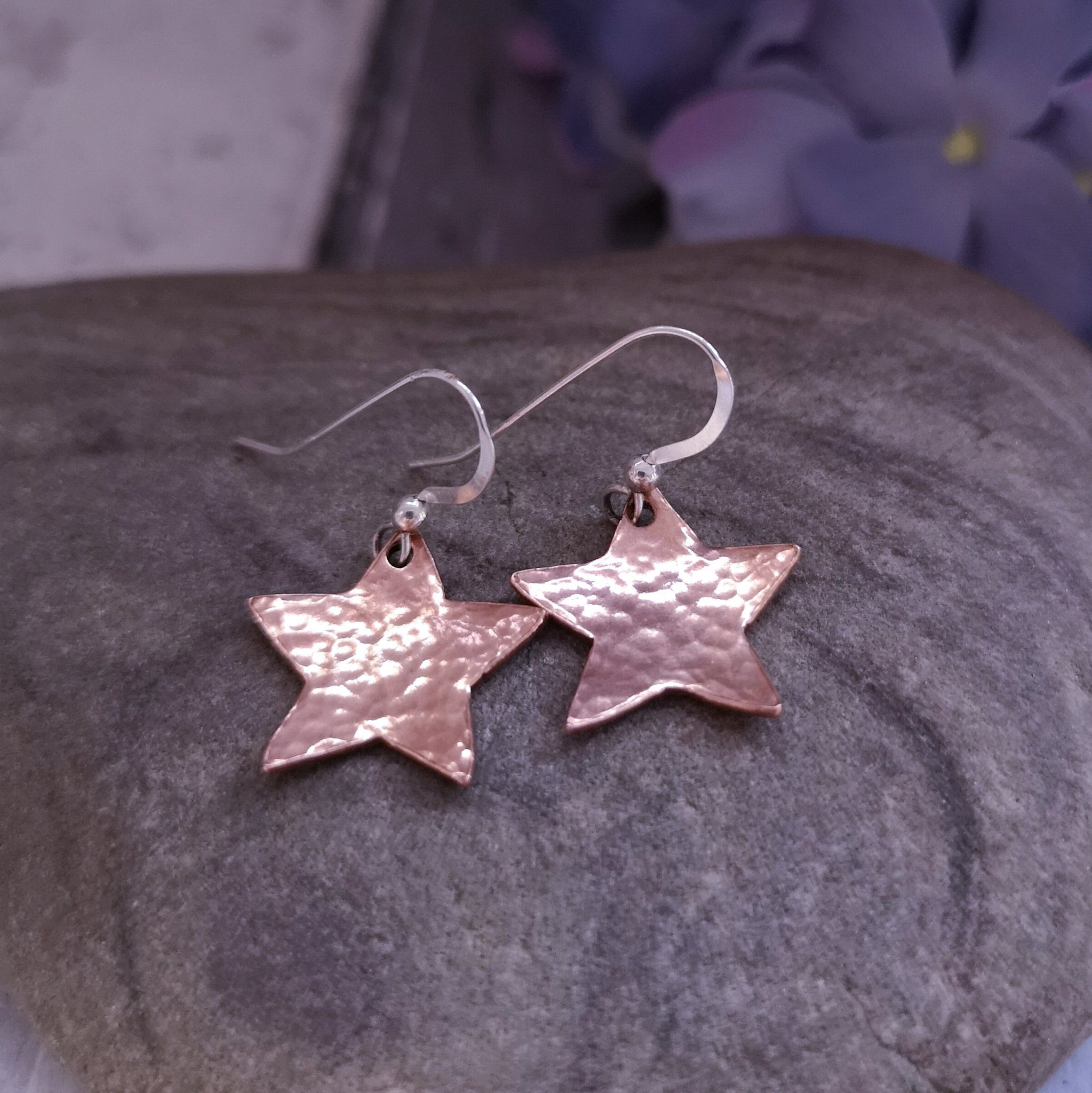 Handmade Hammered Copper Star Drop Earrings - Image 2