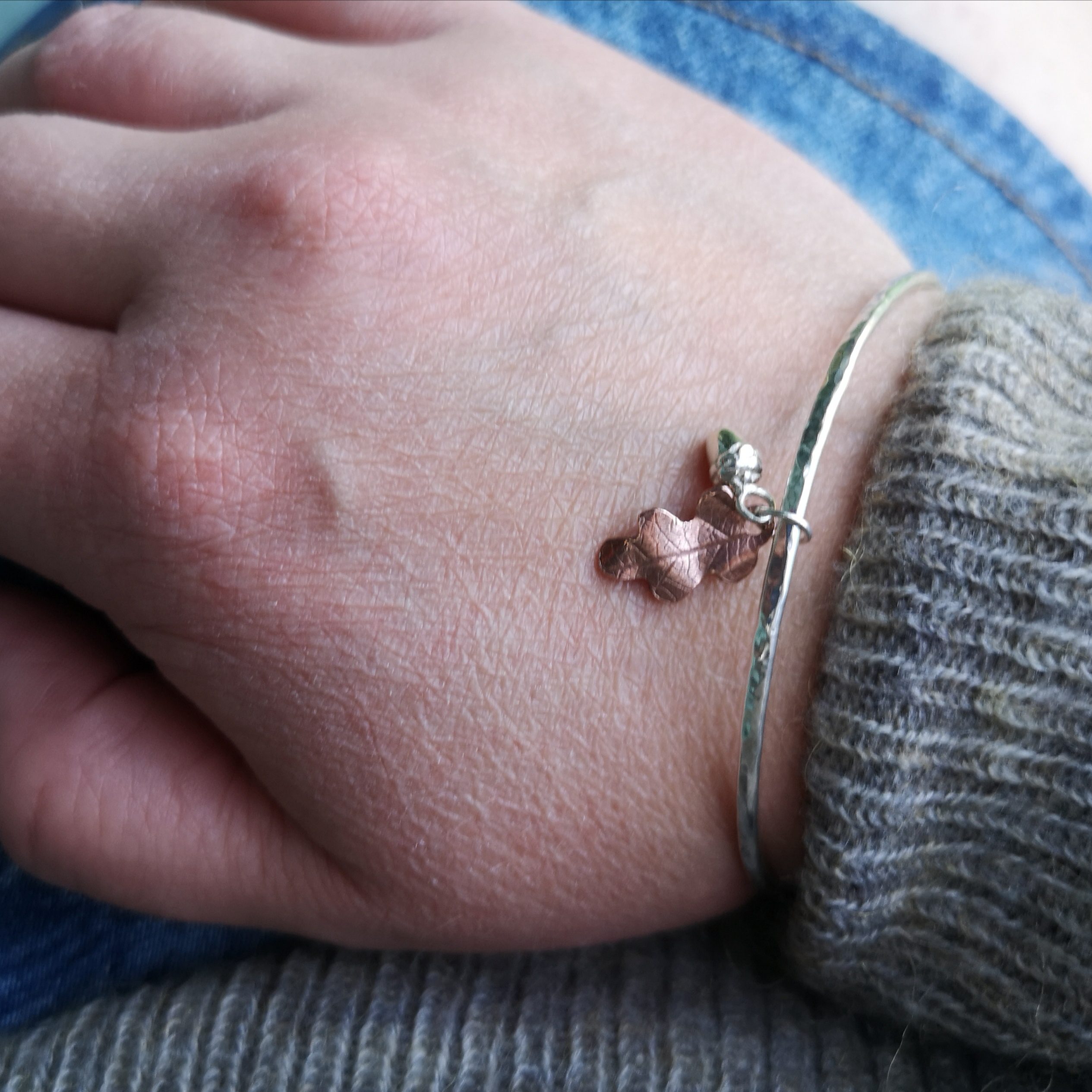 Handmade Copper Oak Leaf Acorn Bangle - Image 9