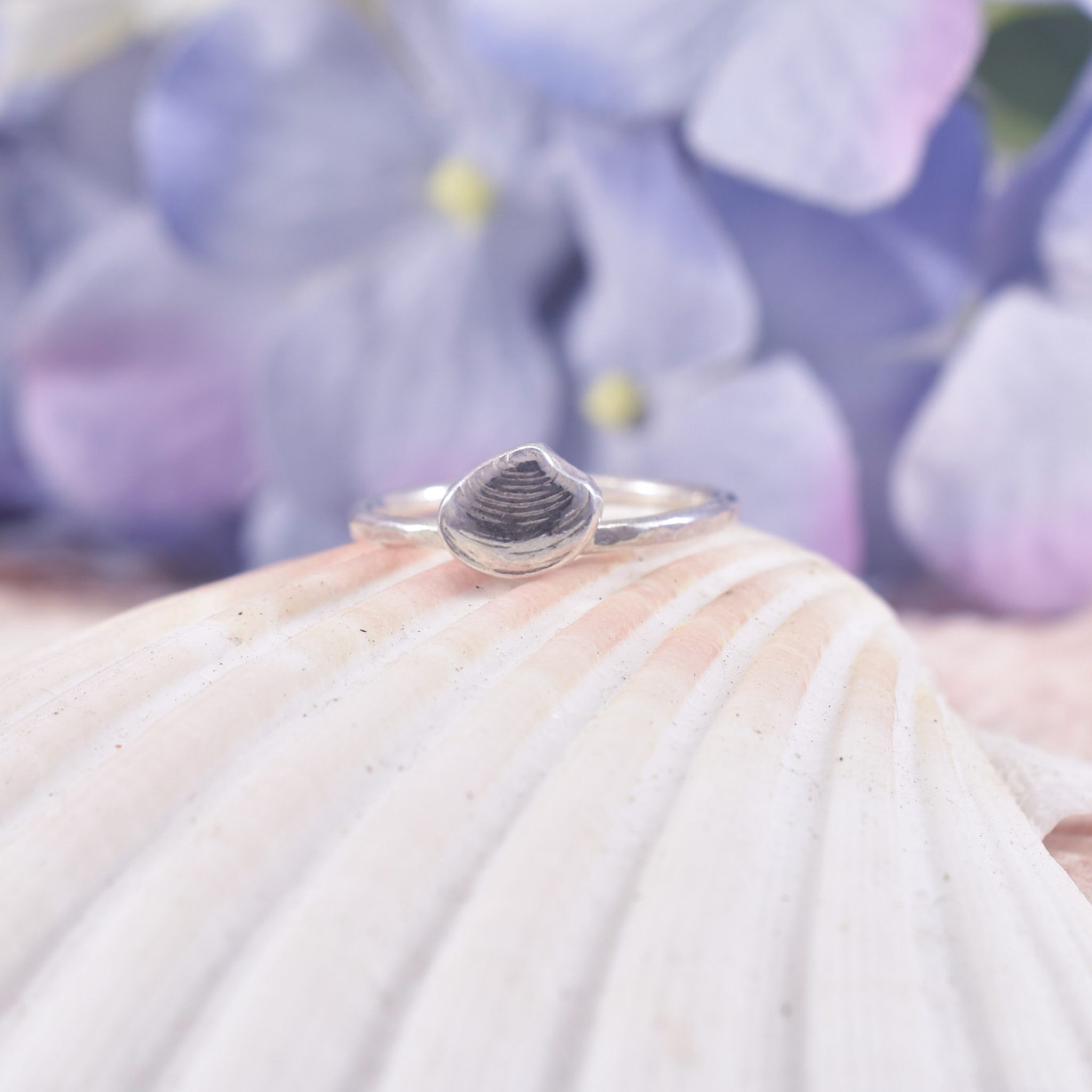 Sterling silver 3d clam shell ring