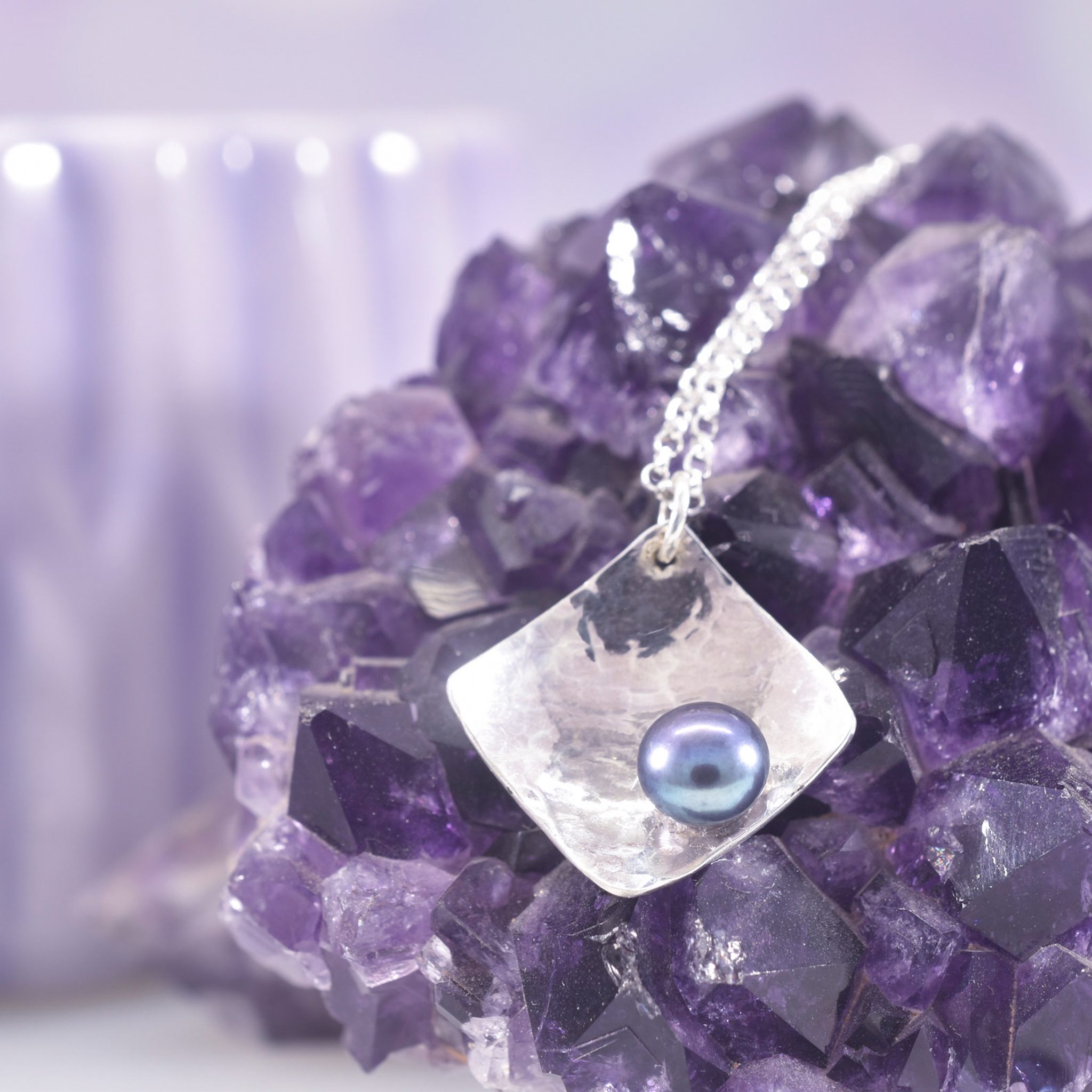 Sterling Silver Lagoon Pearl Necklace