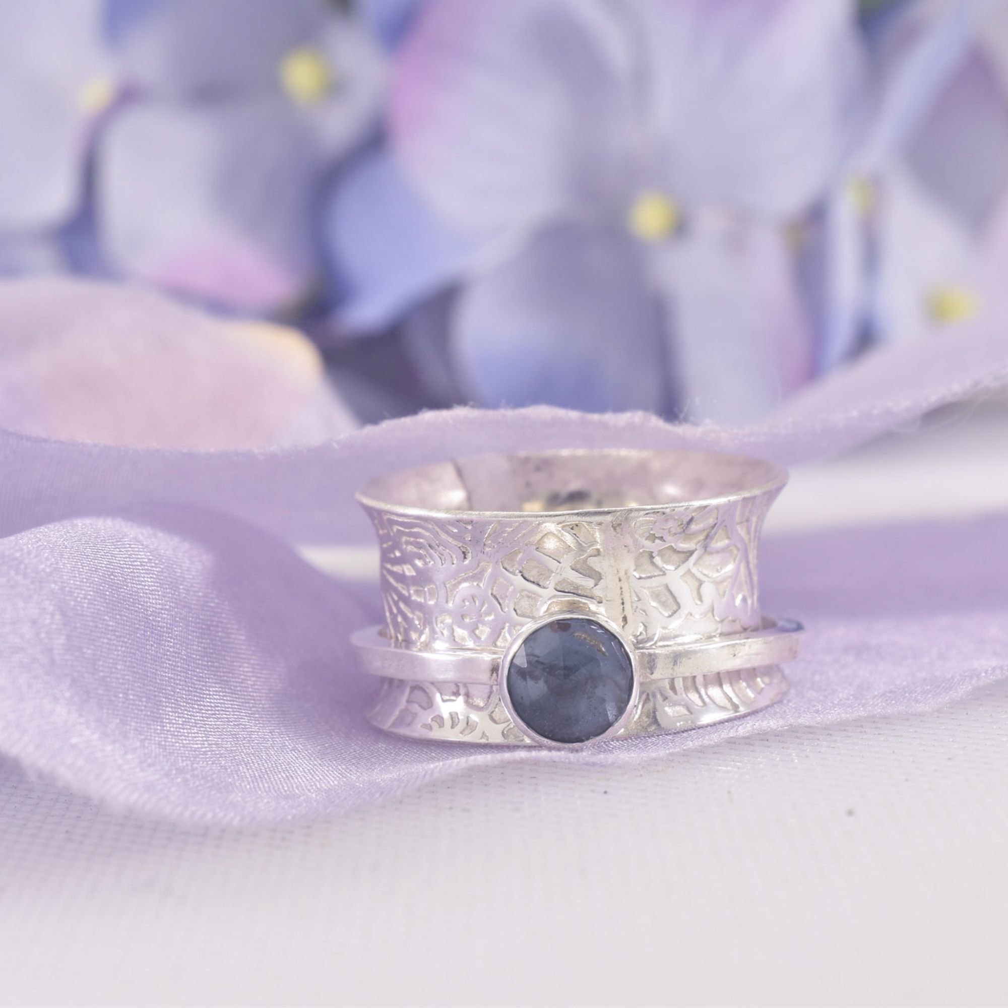 Sterling Silver London Blue Topaz Spinner Ring